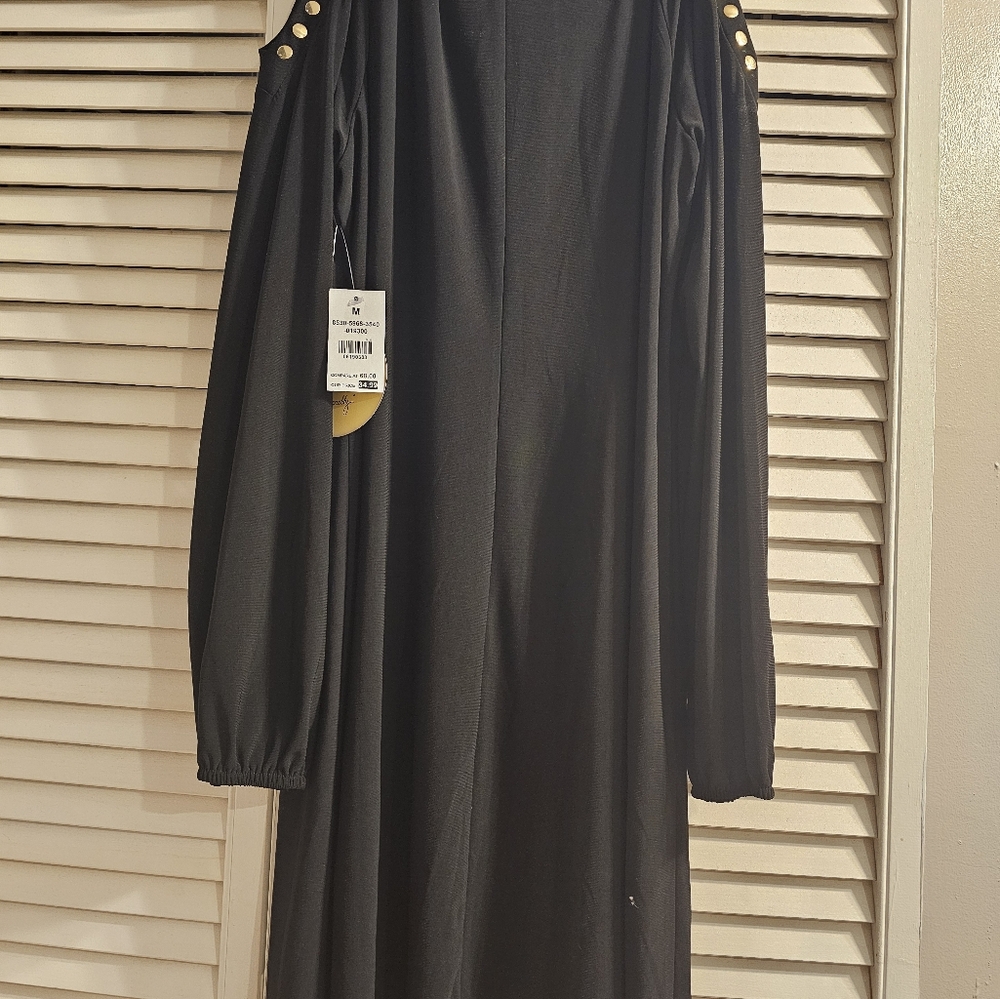 COLD SHOULDER DRESS - Picture 3 of 4